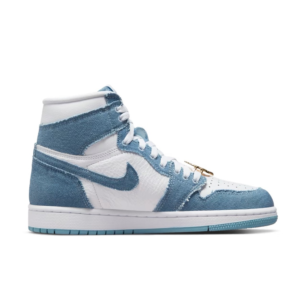 Nike Women's Air Jordan 1 Retro OG
Denim size 9.5